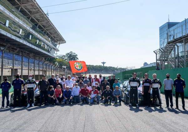  - Alfa Romeo Clube do Brasil